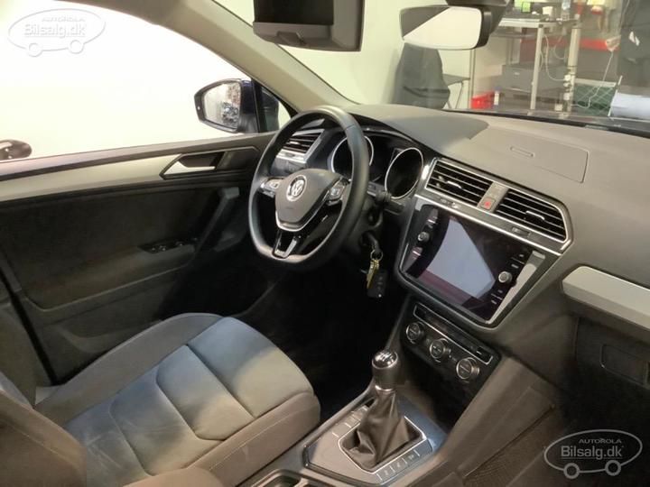 Photo 3 VIN: WVGZZZ5NZLW385181 - VOLKSWAGEN TIGUAN ESTATE 