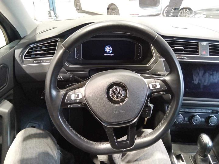 Photo 18 VIN: WVGZZZ5NZLW385682 - VW TIGUAN 2.0 TDI SCR 