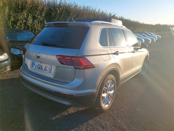 Photo 5 VIN: WVGZZZ5NZLW801849 - VOLKSWAGEN TIGUAN 