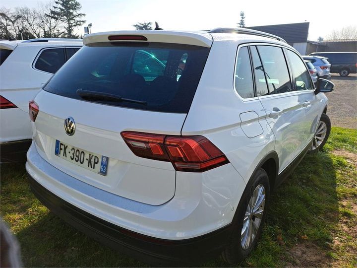 Photo 2 VIN: WVGZZZ5NZLW805549 - VOLKSWAGEN TIGUAN 