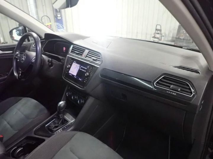 Photo 5 VIN: WVGZZZ5NZLW812641 - VOLKSWAGEN TIGUAN 