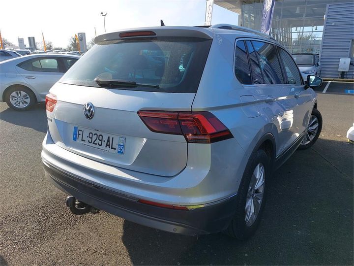 Photo 9 VIN: WVGZZZ5NZLW812680 - VOLKSWAGEN TIGUAN 