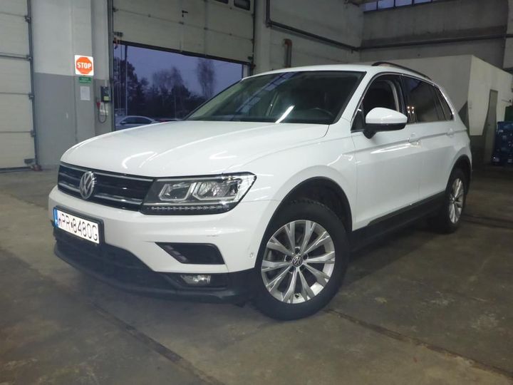 Photo 1 VIN: WVGZZZ5NZLW818427 - VOLKSWAGEN TIGUAN 