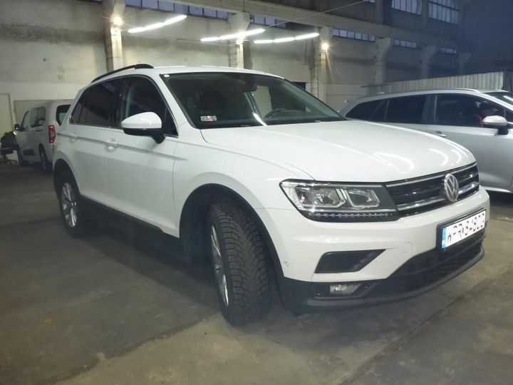 Photo 2 VIN: WVGZZZ5NZLW818427 - VOLKSWAGEN TIGUAN 