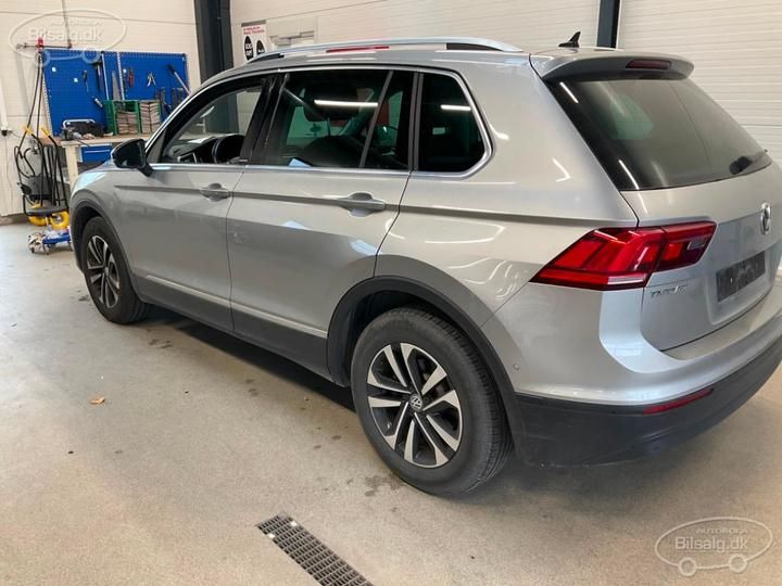 Photo 20 VIN: WVGZZZ5NZLW827012 - VOLKSWAGEN TIGUAN ESTATE 