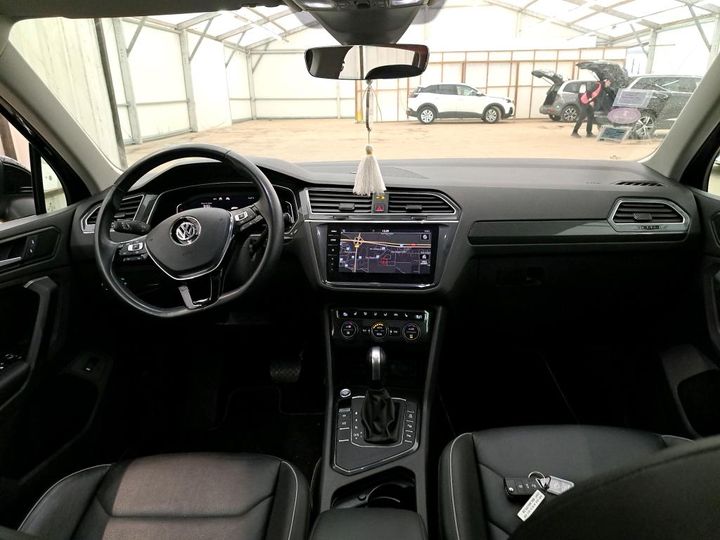 Photo 2 VIN: WVGZZZ5NZLW828142 - VW TIGUAN 