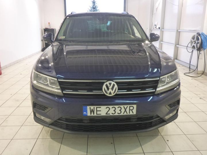 Photo 1 VIN: WVGZZZ5NZLW828842 - VOLKSWAGEN TIGUAN 