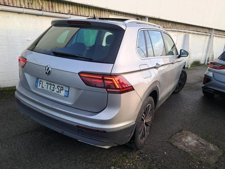 Photo 21 VIN: WVGZZZ5NZLW832732 - VW TIGUAN 