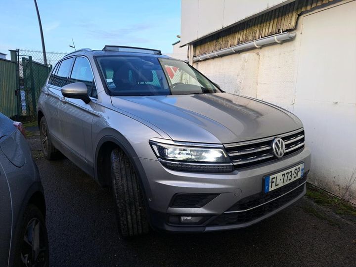 Photo 29 VIN: WVGZZZ5NZLW832732 - VW TIGUAN 