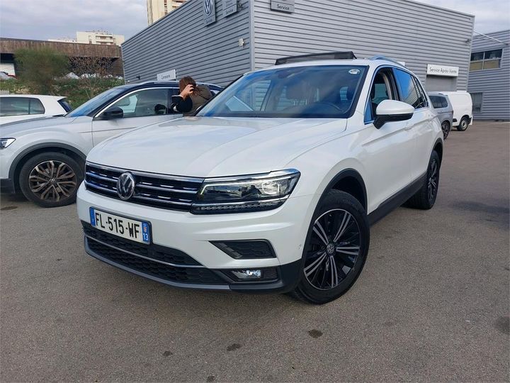 Photo 1 VIN: WVGZZZ5NZLW833945 - VOLKSWAGEN TIGUAN 