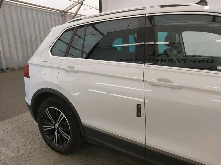 Photo 16 VIN: WVGZZZ5NZLW837355 - VOLKSWAGEN TIGUAN 