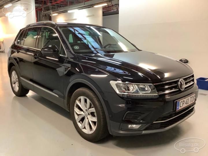 Photo 2 VIN: WVGZZZ5NZLW838817 - VOLKSWAGEN TIGUAN ESTATE 