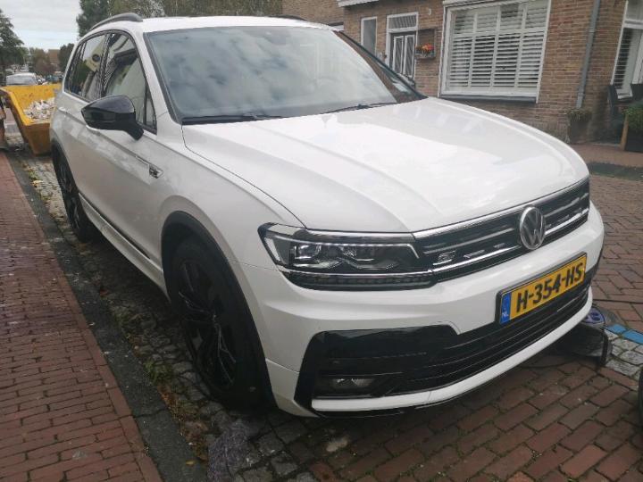 Photo 2 VIN: WVGZZZ5NZLW858326 - VOLKSWAGEN TIGUAN 