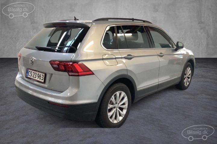 Photo 3 VIN: WVGZZZ5NZLW859807 - VOLKSWAGEN TIGUAN ESTATE 