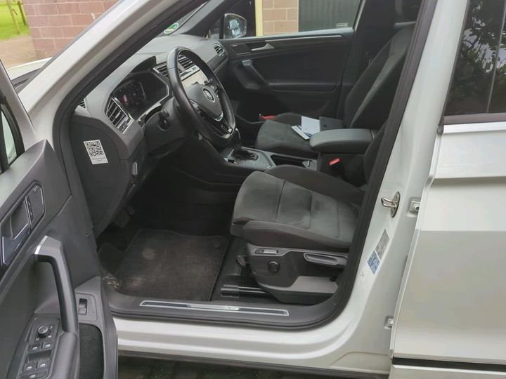 Photo 6 VIN: WVGZZZ5NZLW860529 - VW TIGUAN 