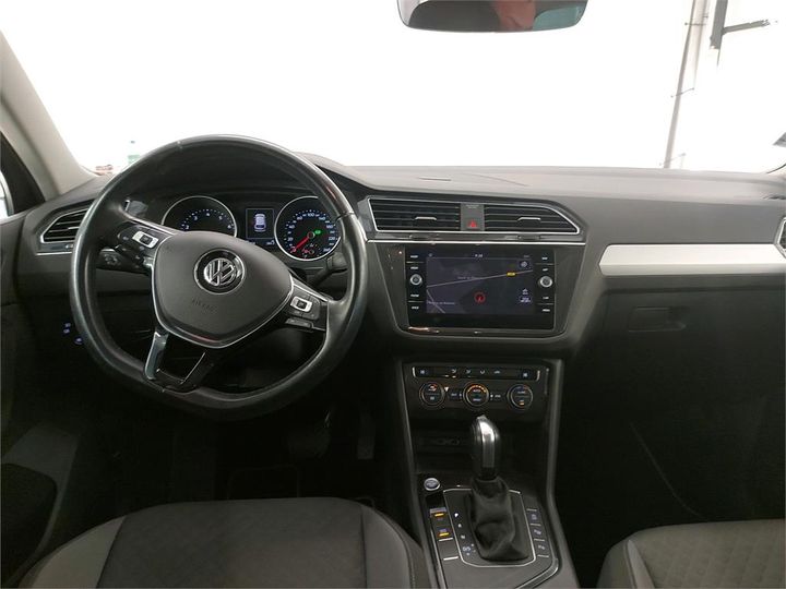 Photo 2 VIN: WVGZZZ5NZLW863945 - VOLKSWAGEN TIGUAN 