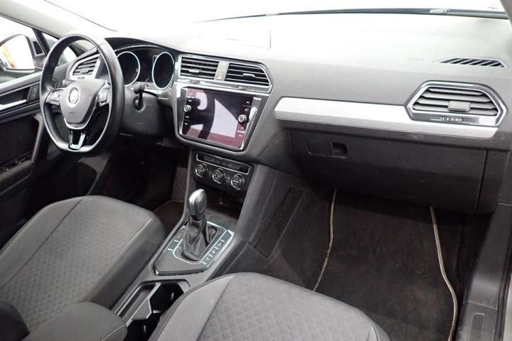 Photo 5 VIN: WVGZZZ5NZLW874648 - VOLKSWAGEN TIGUAN 