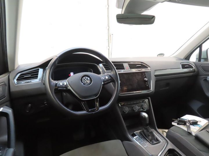 Photo 2 VIN: WVGZZZ5NZLW899950 - VW TIGUAN 