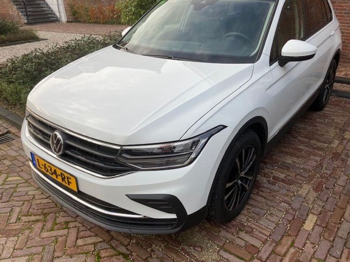 Photo 1 VIN: WVGZZZ5NZMW004132 - VOLKSWAGEN TIGUAN 