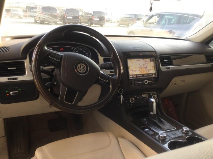 Photo 24 VIN: WVGZZZ7PZCD037513 - VOLKSWAGEN TOUAREG SUV 