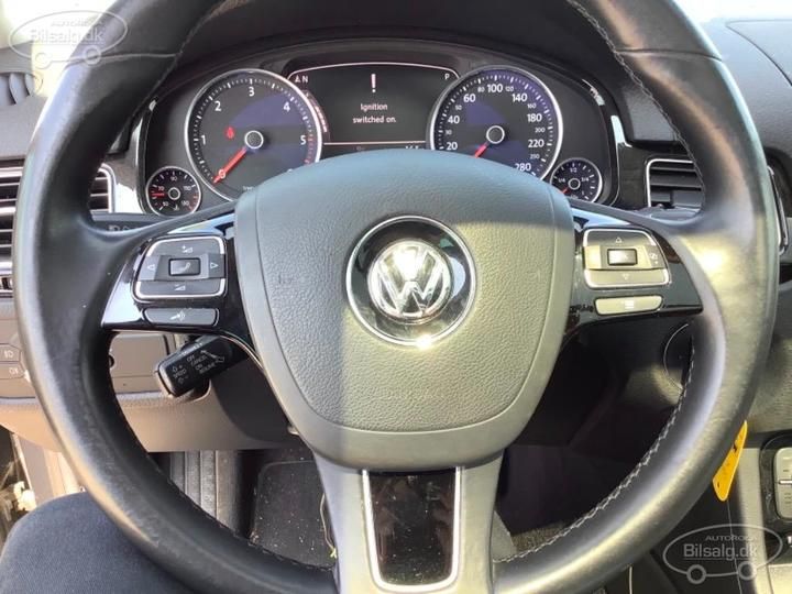 Photo 6 VIN: WVGZZZ7PZED007945 - VOLKSWAGEN TOUAREG SUV 