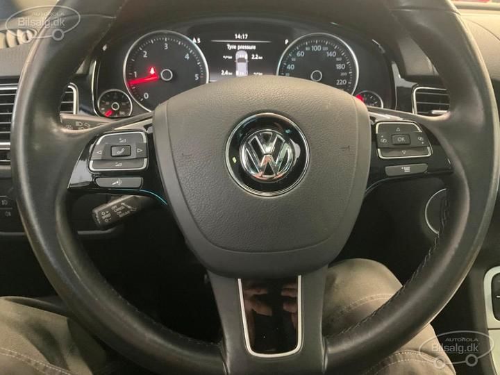 Photo 12 VIN: WVGZZZ7PZED038902 - VOLKSWAGEN TOUAREG SUV 