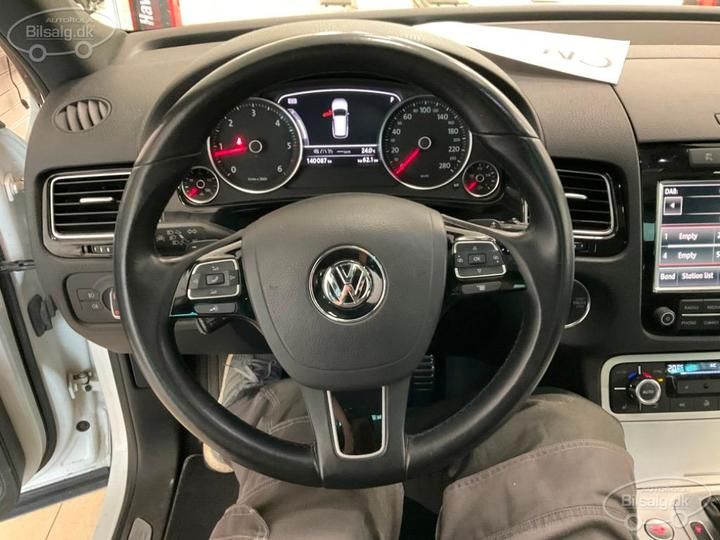 Photo 15 VIN: WVGZZZ7PZED047877 - VOLKSWAGEN TOUAREG SUV 