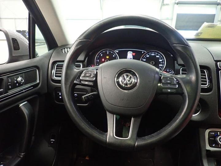 Photo 11 VIN: WVGZZZ7PZHD037638 - VOLKSWAGEN TOUAREG 