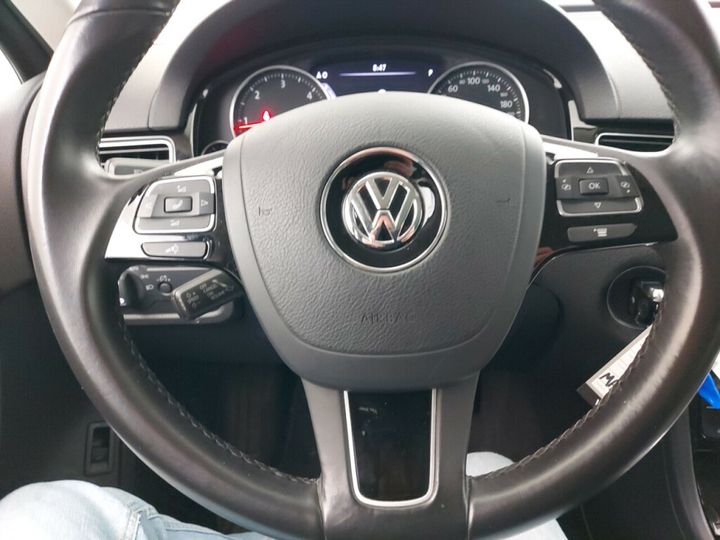 Photo 8 VIN: WVGZZZ7PZHD044681 - VOLKSWAGEN TOUAREG 