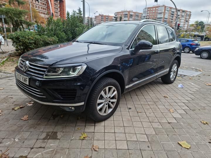 Photo 1 VIN: WVGZZZ7PZJD004991 - VOLKSWAGEN TOUAREG 4X4 (FOUR WHEEL DRIVE). 