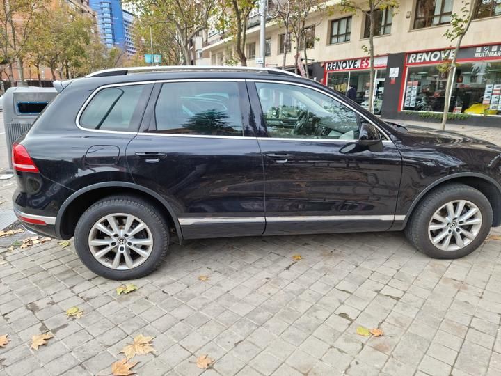 Photo 15 VIN: WVGZZZ7PZJD004991 - VOLKSWAGEN TOUAREG 4X4 (FOUR WHEEL DRIVE). 