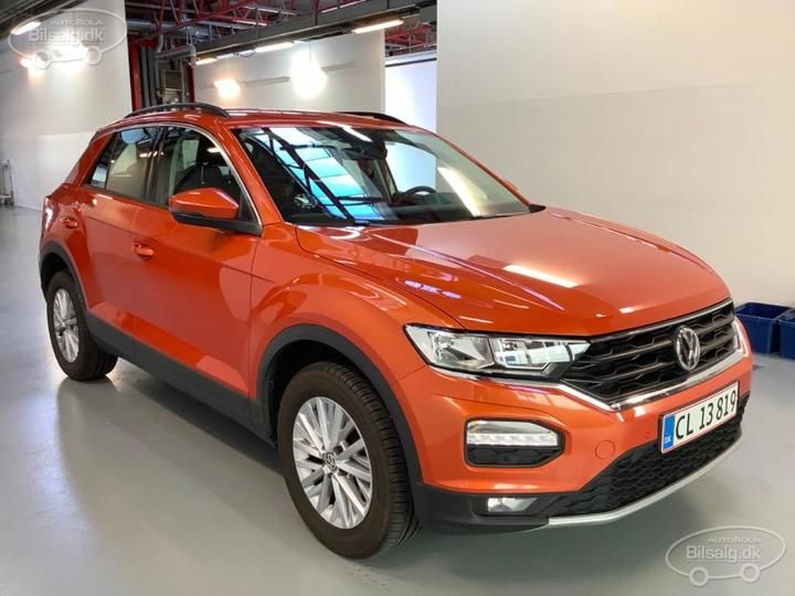 Photo 2 VIN: WVGZZZA1ZKV121578 - VOLKSWAGEN T-ROC SUV 