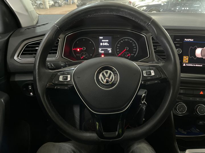 Photo 25 VIN: WVGZZZA1ZKV166895 - VW T-ROC '17 