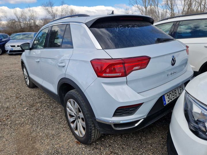 Photo 2 VIN: WVGZZZA1ZMV121679 - VOLKSWAGEN T-ROC 