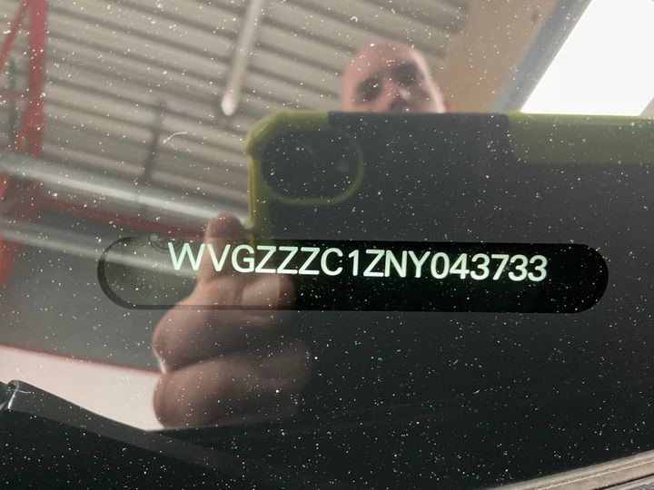 Photo 1 VIN: WVGZZZC1ZNY043733 - VW T-CROSS 