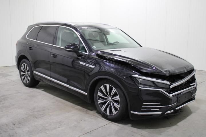 Photo 2 VIN: WVGZZZCRZJD007366 - VOLKSWAGEN TOUAREG SUV 