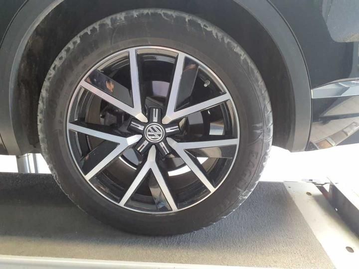 Photo 13 VIN: WVGZZZCRZKD003989 - VW TOUAREG 