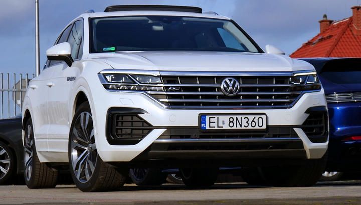 Photo 2 VIN: WVGZZZCRZKD020978 - VOLKSWAGEN TOUAREG SUV 