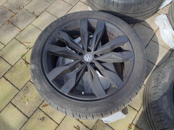 Photo 23 VIN: WVGZZZCRZKD049280 - VW TOUAREG 