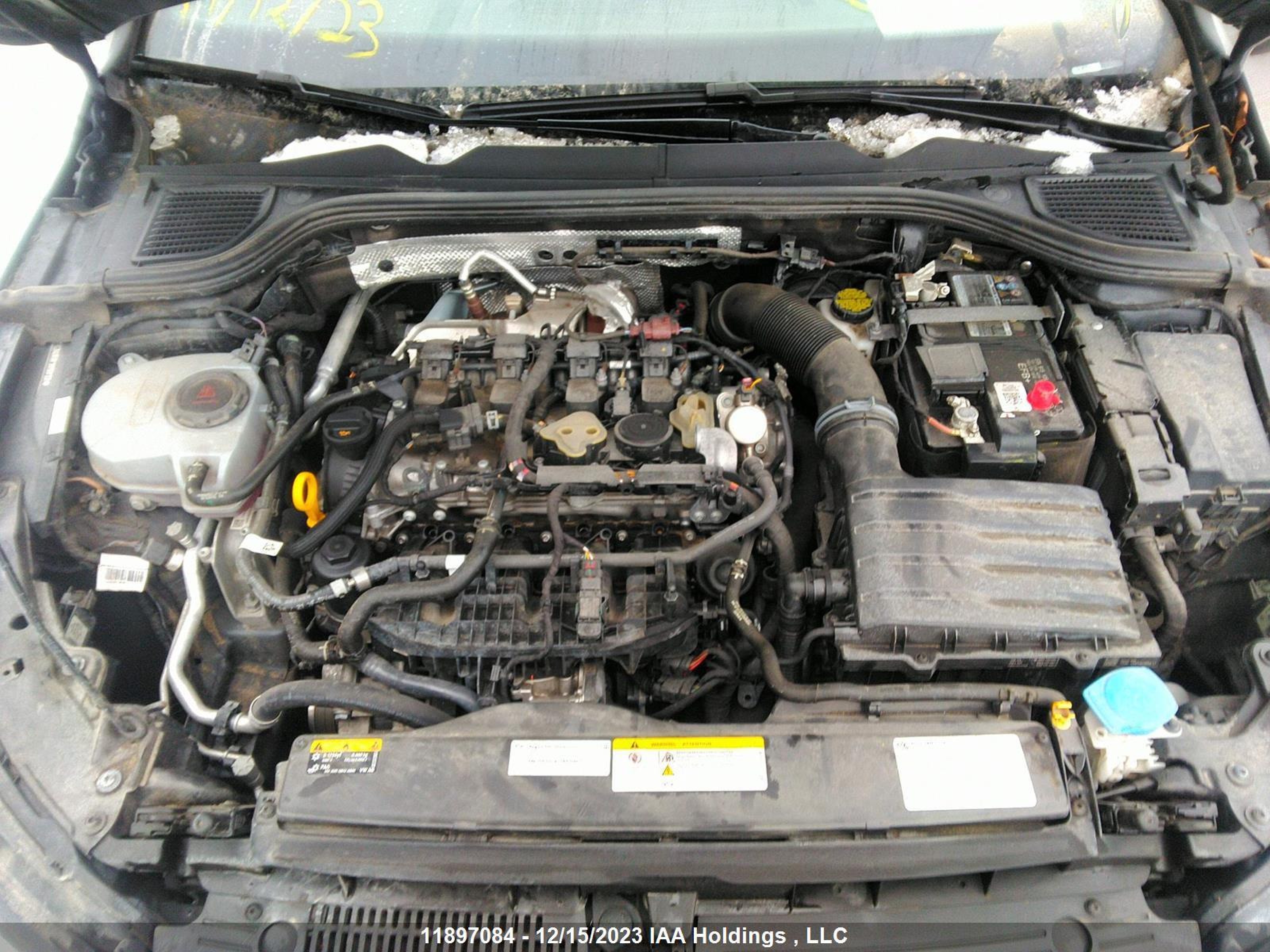 Photo 9 VIN: WVW587CD4NW165012 - VOLKSWAGEN GTI 