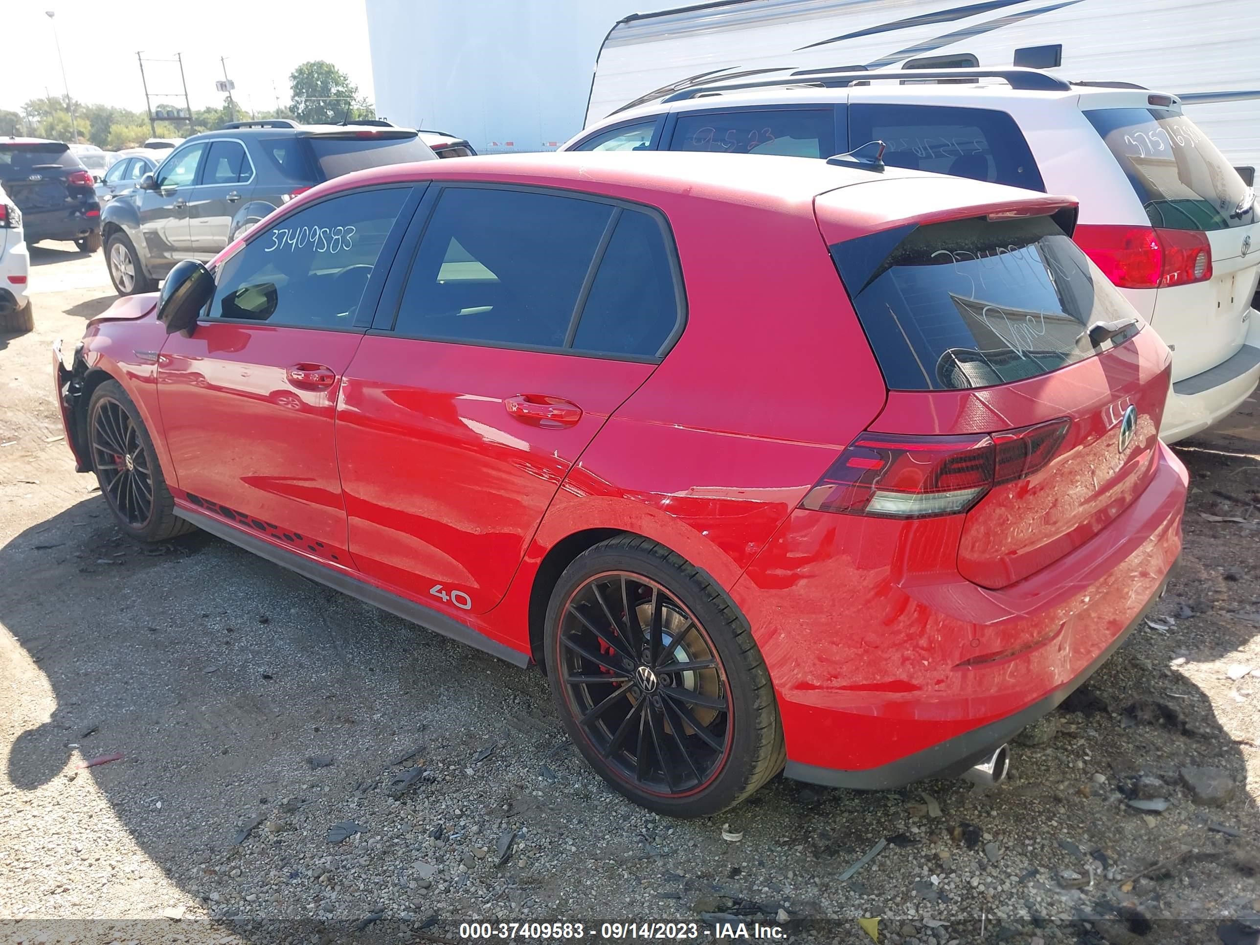 Photo 2 VIN: WVW8A7CD4PW200233 - VOLKSWAGEN GOLF GTI 