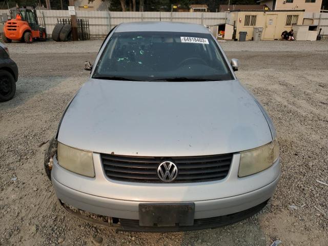 Photo 4 VIN: WVWAA63B6XE298097 - VOLKSWAGEN PASSAT 