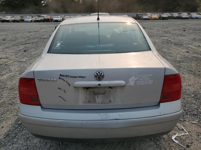 Photo 5 VIN: WVWAA63B6XE298097 - VOLKSWAGEN PASSAT 