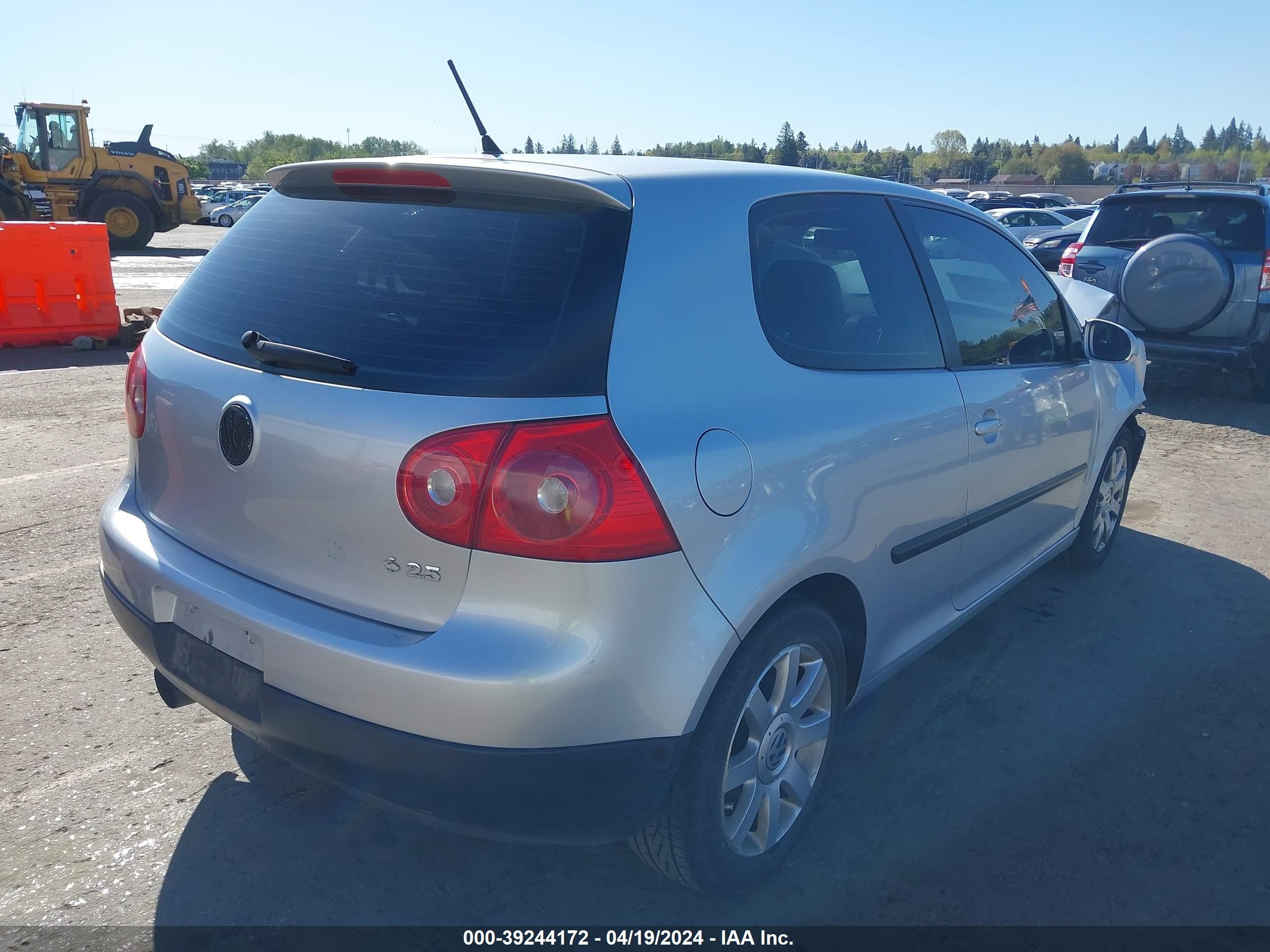 Photo 3 VIN: WVWAB71K19W035275 - VOLKSWAGEN GOLF 