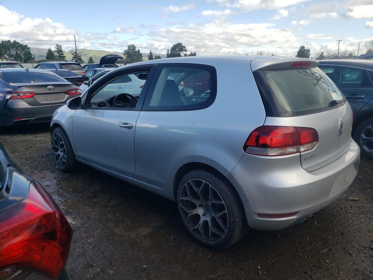 Photo 1 VIN: WVWAB7AJ5DW036882 - VOLKSWAGEN GOLF 