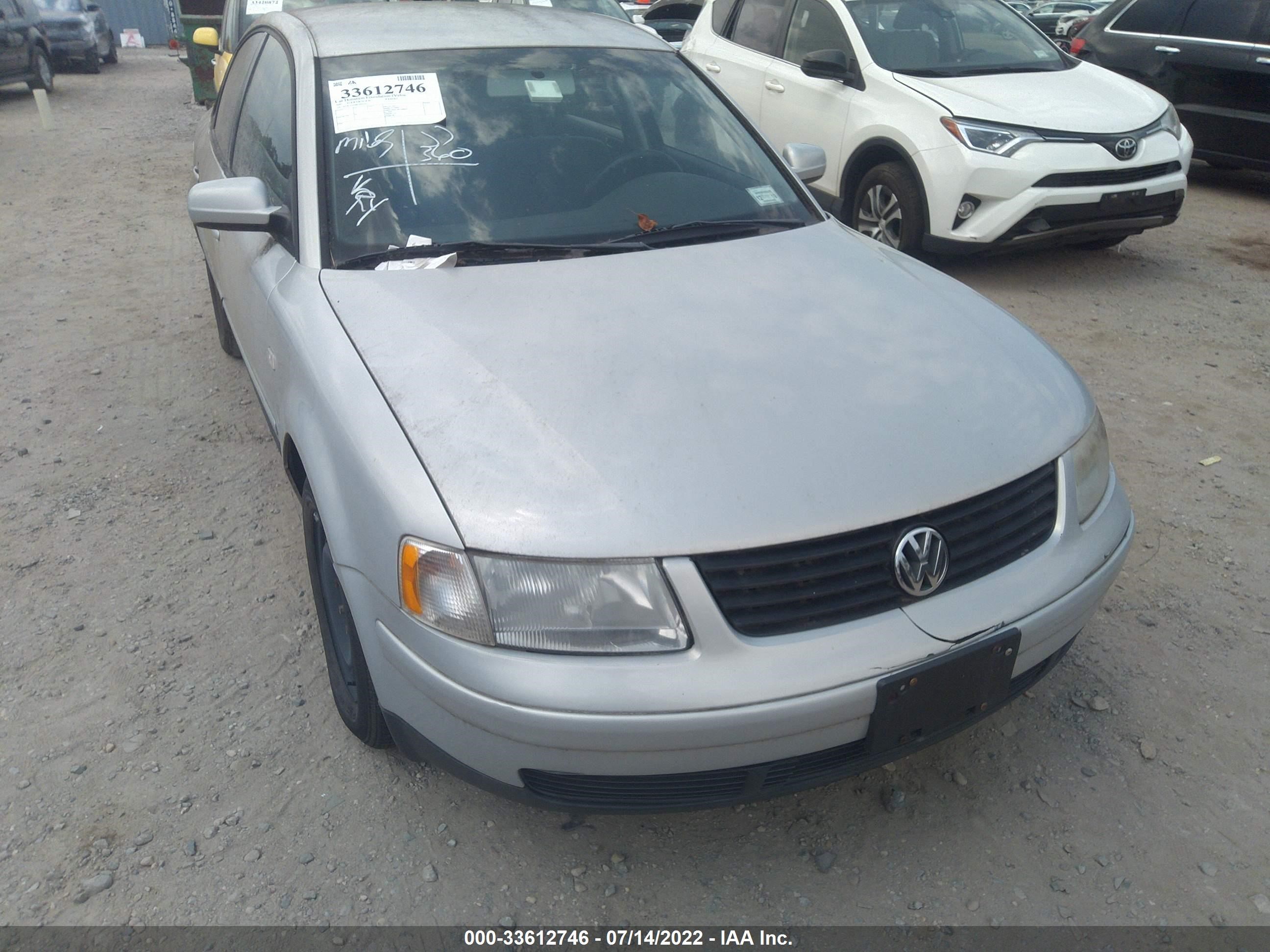 Photo 5 VIN: WVWAC63BX1P045354 - VOLKSWAGEN PASSAT 