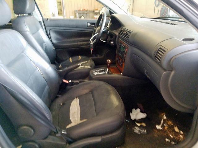 Photo 4 VIN: WVWAD63B15E006487 - VOLKSWAGEN PASSAT 