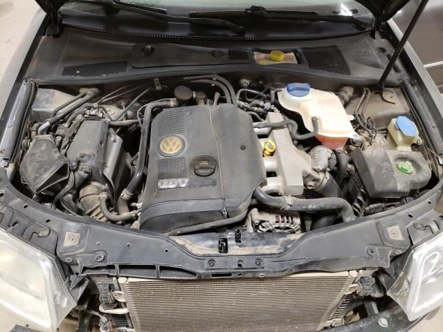 Photo 10 VIN: WVWAD63B35P059244 - VOLKSWAGEN PASSAT 