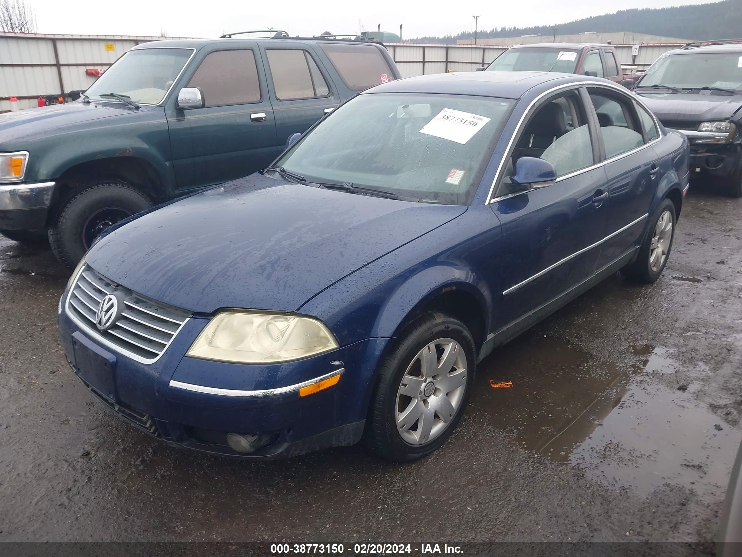 Photo 1 VIN: WVWAE63B75E040933 - VOLKSWAGEN PASSAT 