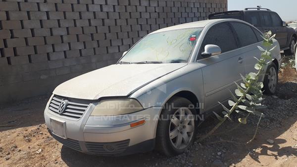 Photo 2 VIN: WVWAE63B85E081040 - VOLKSWAGEN PASSAT 